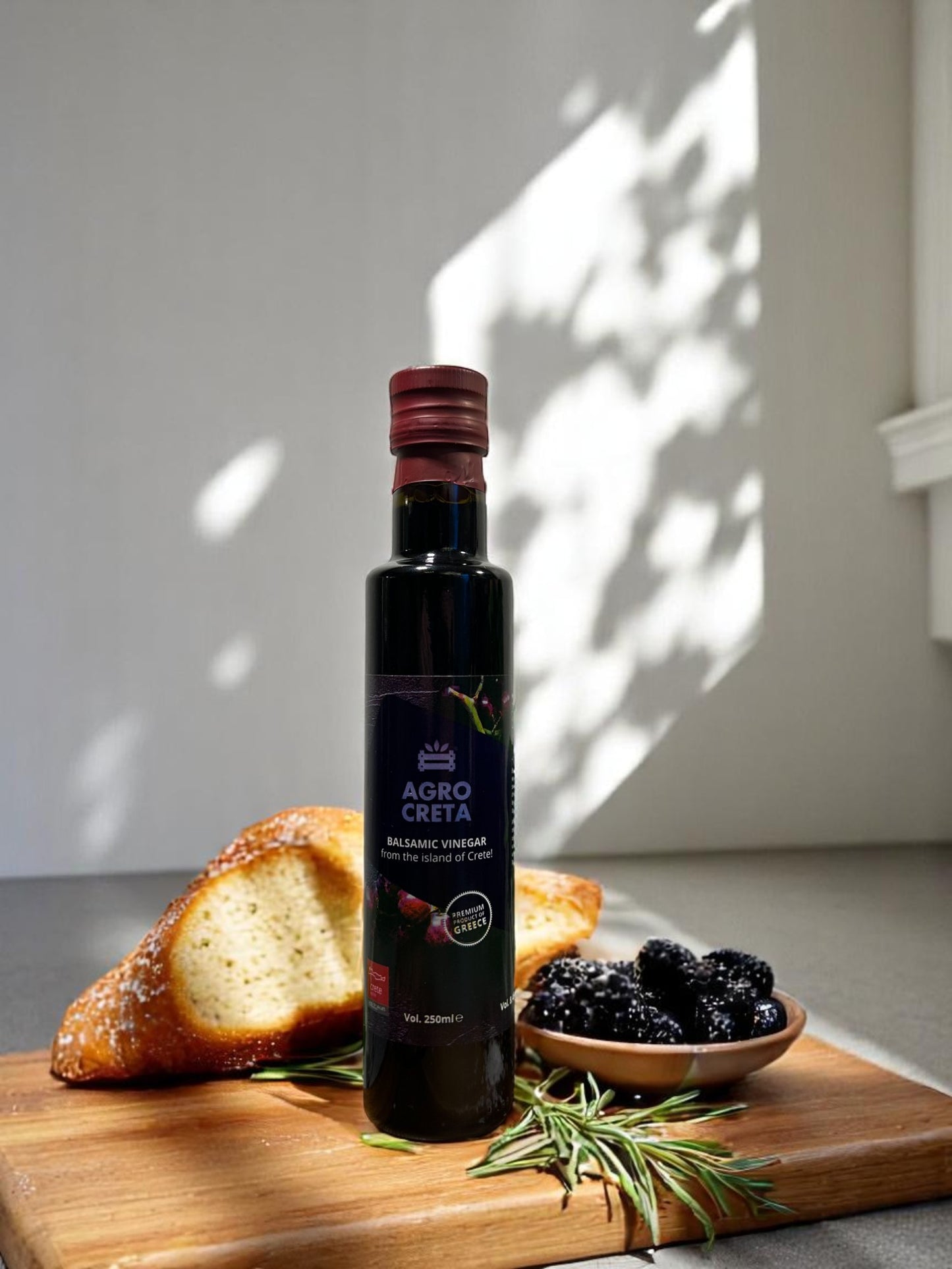 Flaske med Balsamico eddike fra Kreta på 250 ml